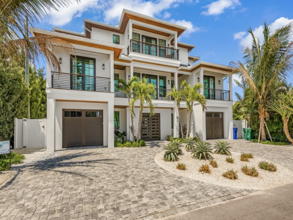Anna Maria Vacation Home Seven Bedroom
